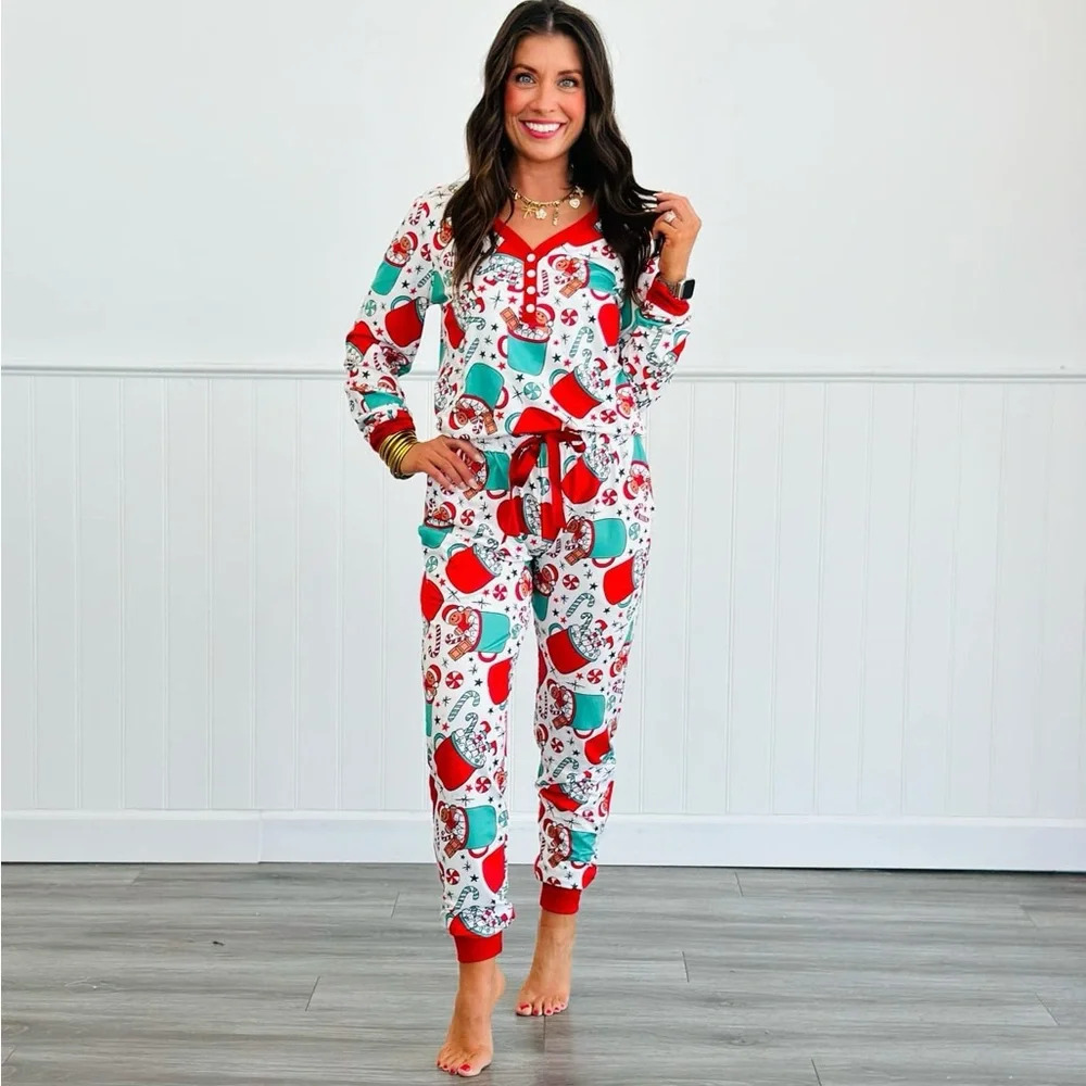 Shirley &‎ Stone Christmas Jogger Lounge Pajama Set Hot Cocoa Gingerbread Man